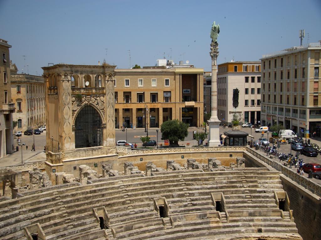 Casa Dei Mercanti Town House Lecce Exterior foto